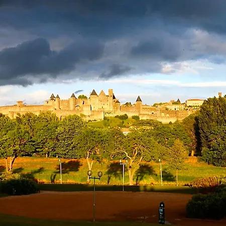 Carcassonne Guesthouse 4* Carcassonne