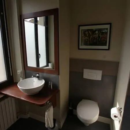 Nocleg ze śniadaniem Carcassonne Guesthouse 4*